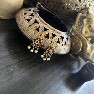 peacock stud
